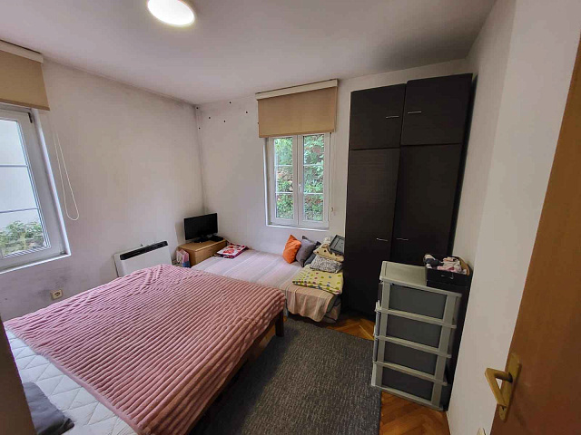 Apartment mit zwei Schlafzimmern in Petrovac in einer ruhigen Gegend, nur wenige Gehminuten vom Strand entfernt — photo 4